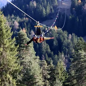 https://chalet-le-bois-noir.fr-provencehotel.com